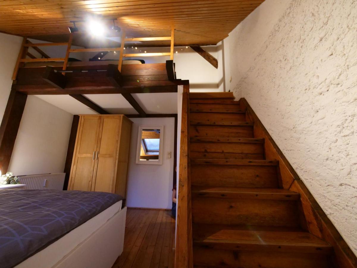Fachwerkhaus In Ruhiger Altstadt By Rabe - Free Netflix & Eigene Terrasse Карлсруэ Экстерьер фото
